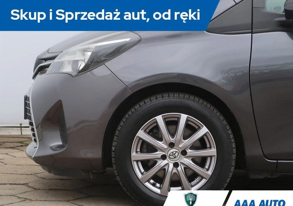 Toyota Yaris cena 50000 przebieg: 57662, rok produkcji 2015 z Frampol małe 106